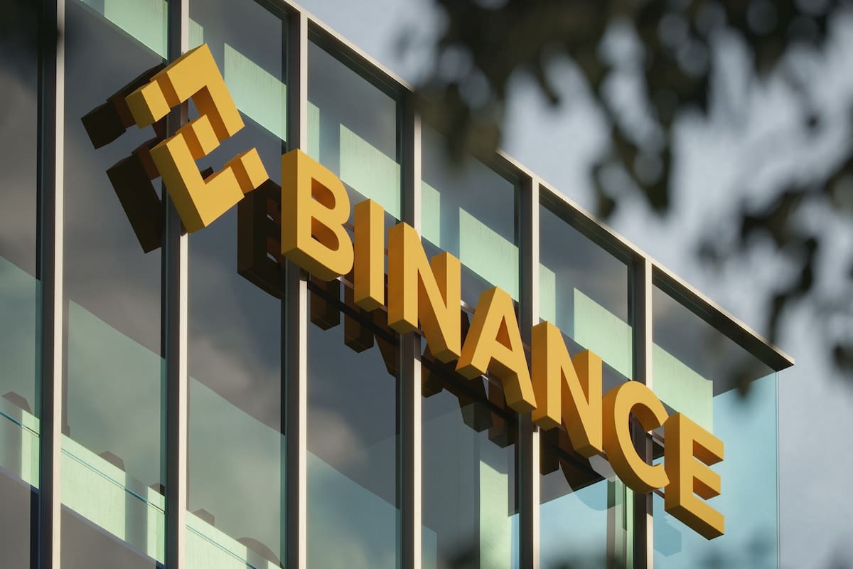 Binance investiga posible hackeo tras millonaria salida de fondos