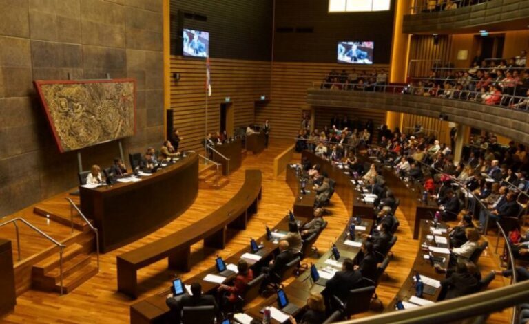 Corrientes es sede del debate legislativo del Parlamento del Norte Grande