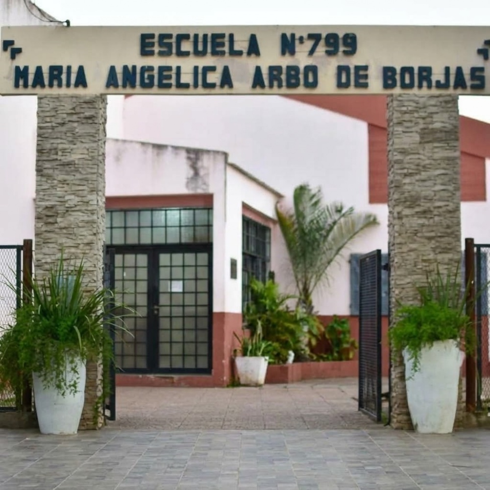 Defienden al director de la escuela de Tabay acusado de acoso laboral y aseguran que presentarán pruebas