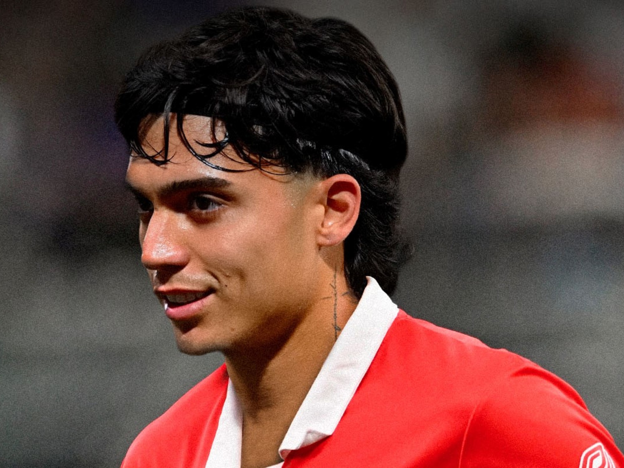 Dura caída y pocos minutos para Exequiel Zeballos en Italia