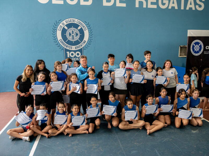 El Club de Regatas Corrientes realizó con éxito su muestra anual de gimnasia de trampolín