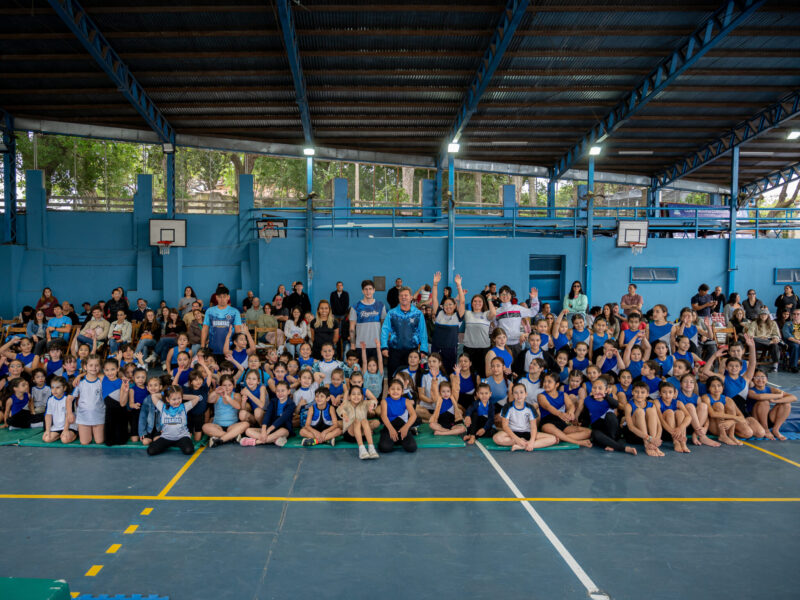 El club Regatas realizó su muestra anual de gimnasia de trampolín