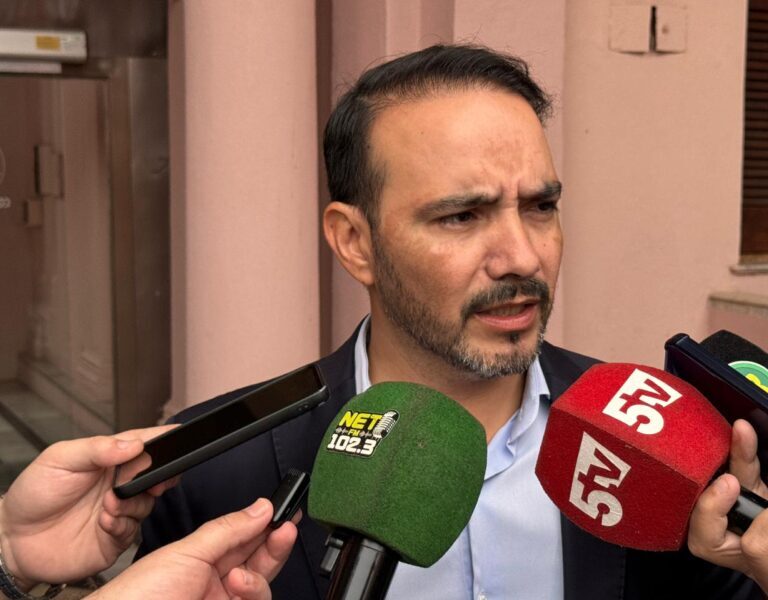 El Gobierno provincial monitorea los ríos Paraná y Uruguay ante el impacto de crecidas y el fenómeno de El Niño