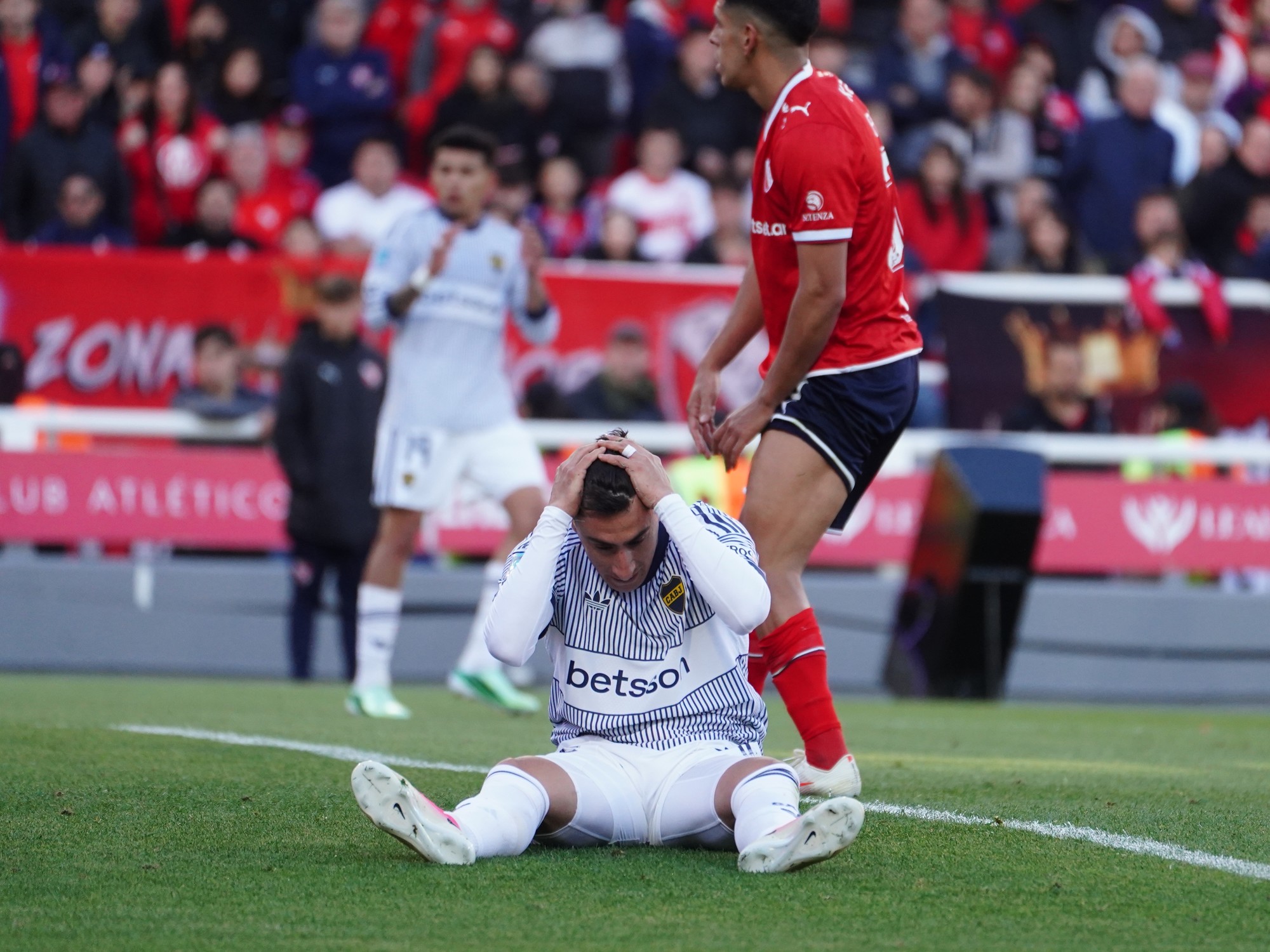 El insólito gol que erró Miguel Merentiel en el clásico entre Independiente y Boca