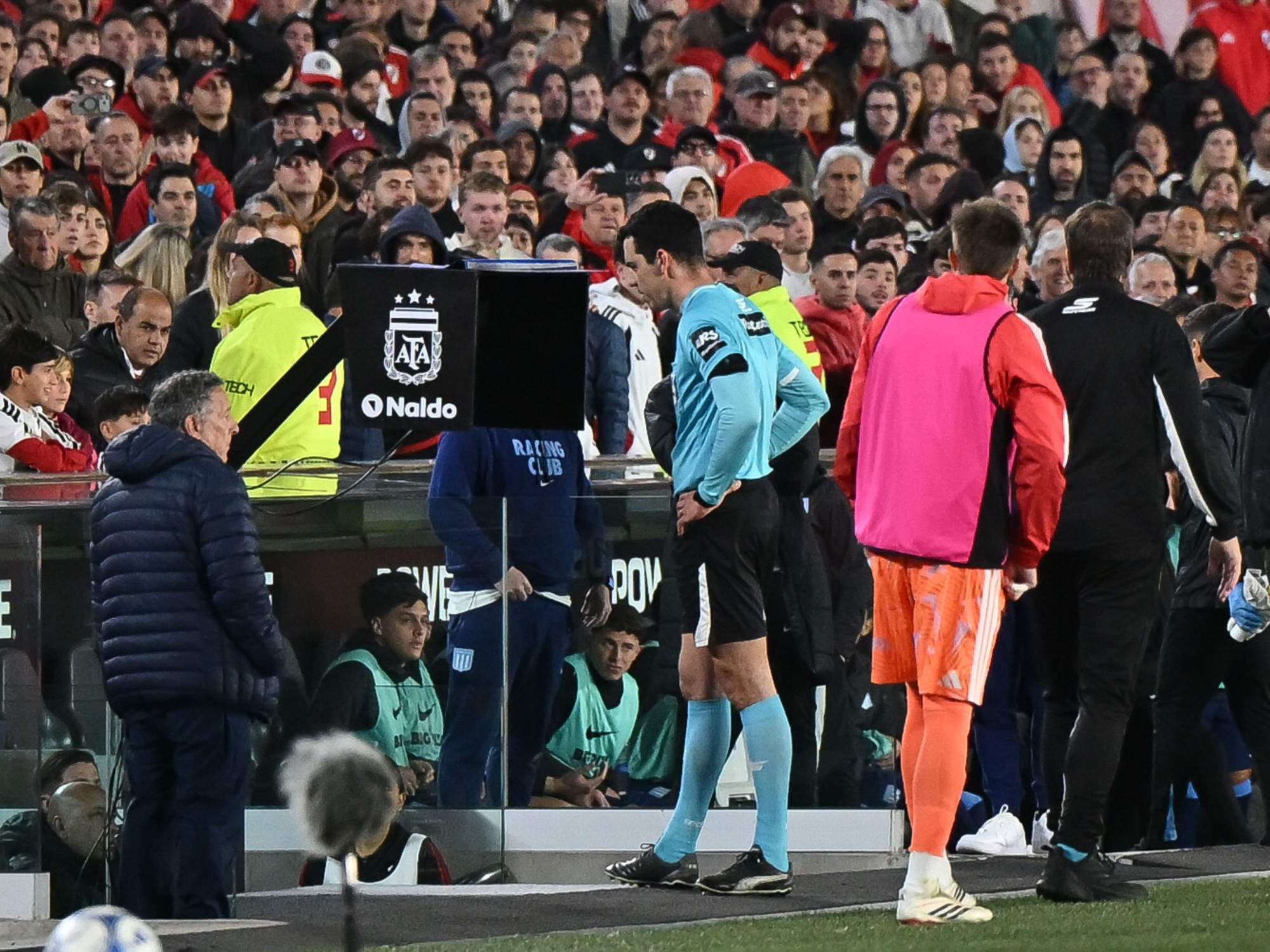 El motivo por el cual le anularon el segundo gol a River frente a Racing en el clásico