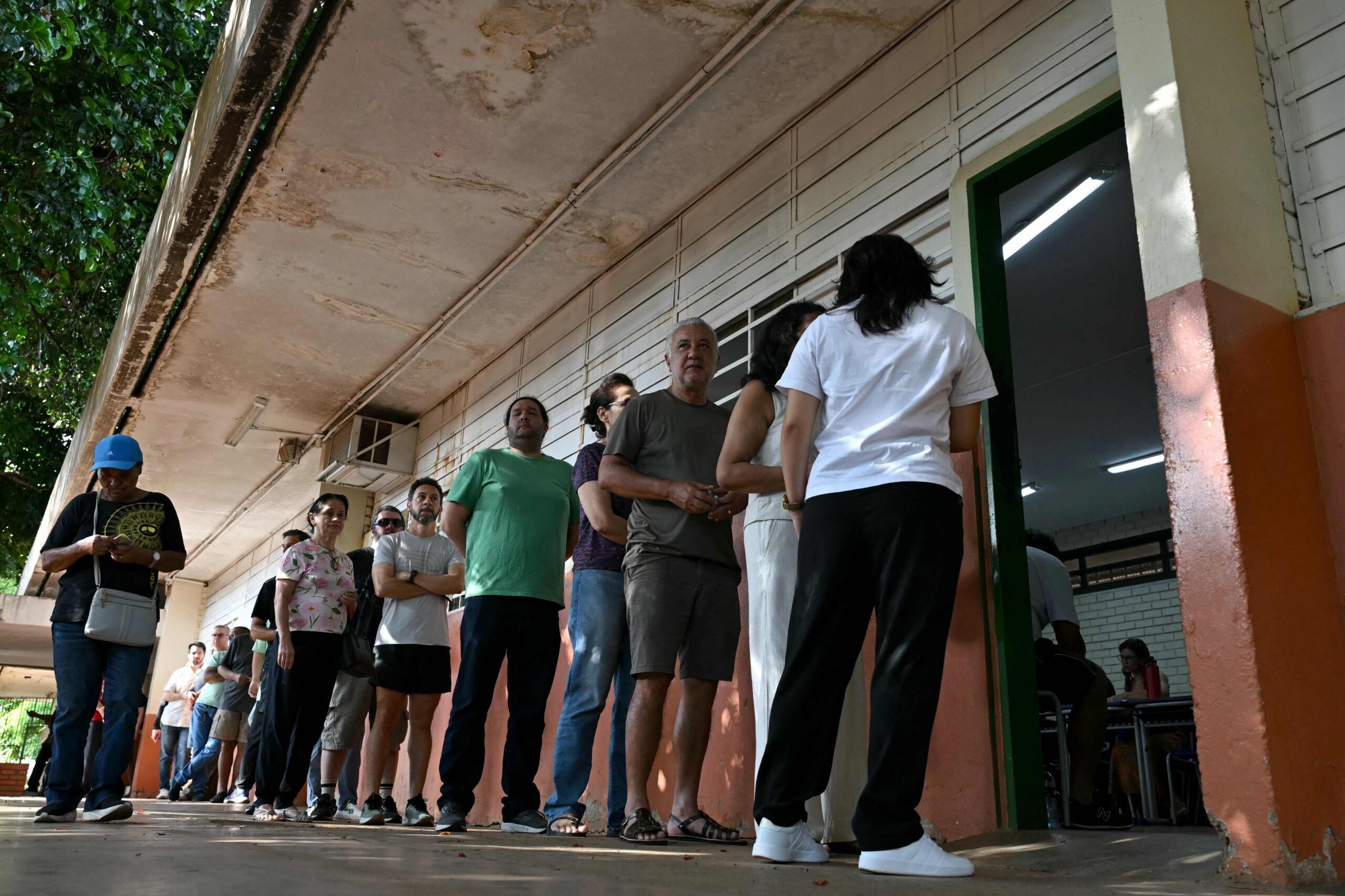 Elecciones en Brasil: Lula da Silva y Flávio Bolsonaro definen la presidencia en balotaje
