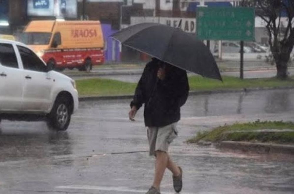 Emiten alerta naranja por tormentas fuertes y posible caída de granizo en Corrientes