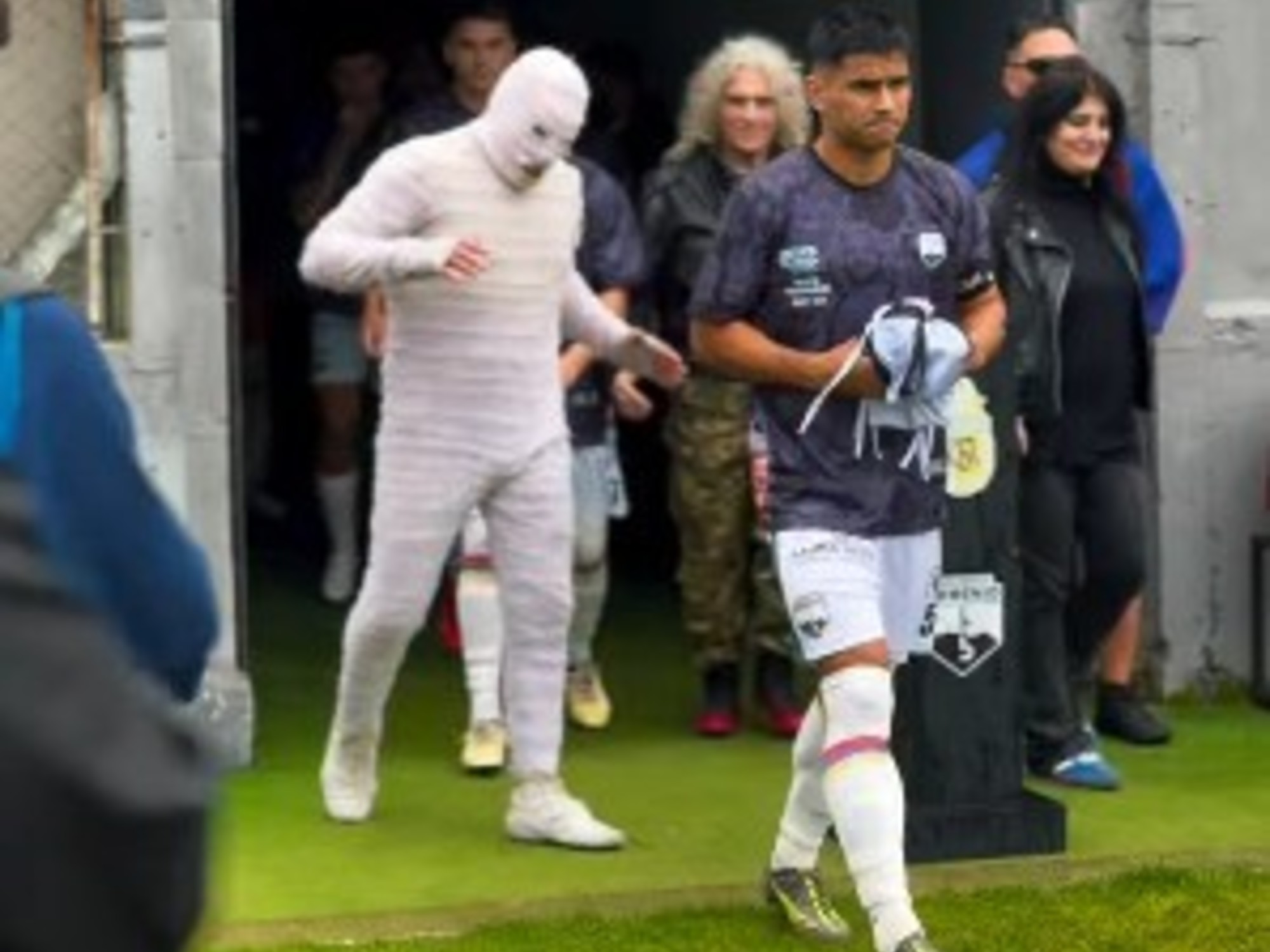Homenaje a Martín Karadagián en el fútbol de ascenso