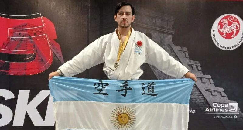 Karatecas correntinos brillaron en el mundial de México