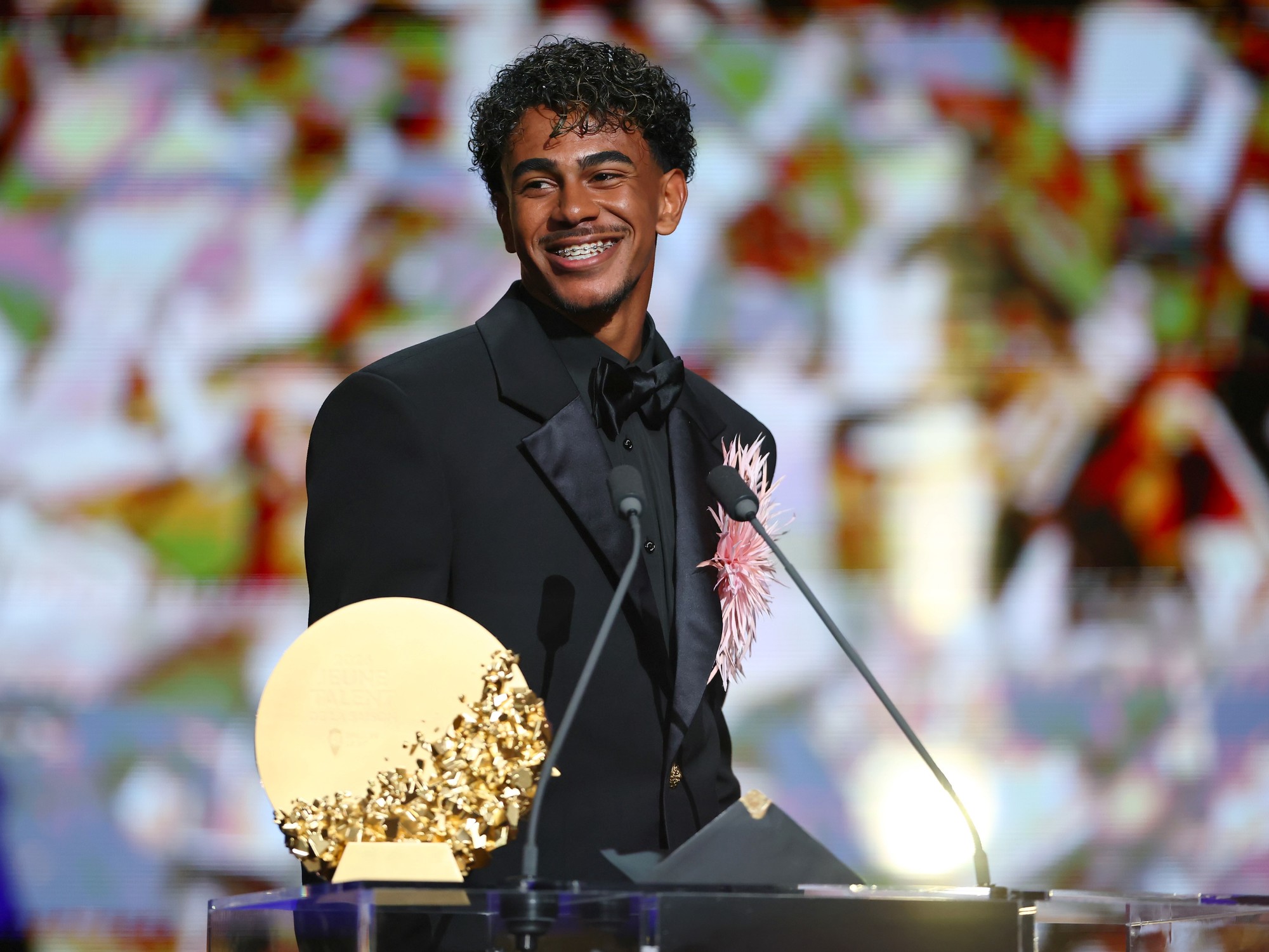 Lamine Yamal ganó el premio al Mejor Talento Joven y aseguró que su compañero debió recibirlo