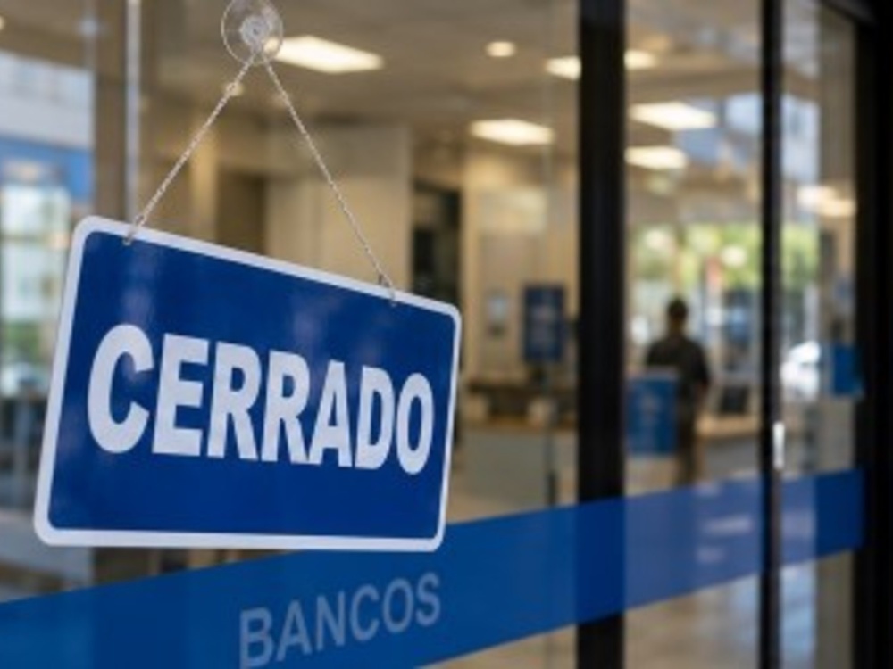 Noviembre sin bancos: fechas clave y servicios disponibles