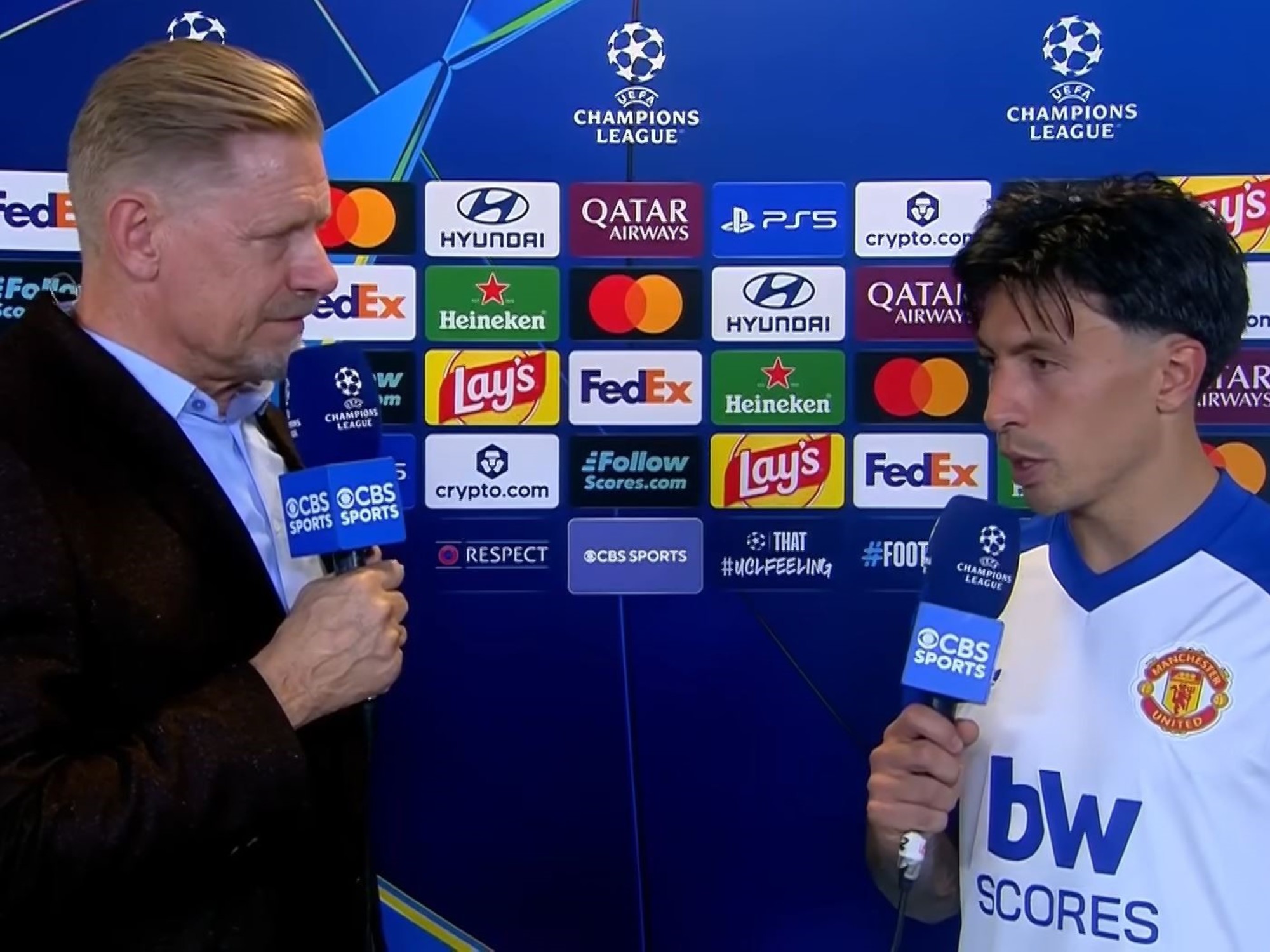Peter Schmeichel explicó la polémica entrevista de Lisandro Martínez en Inglaterra