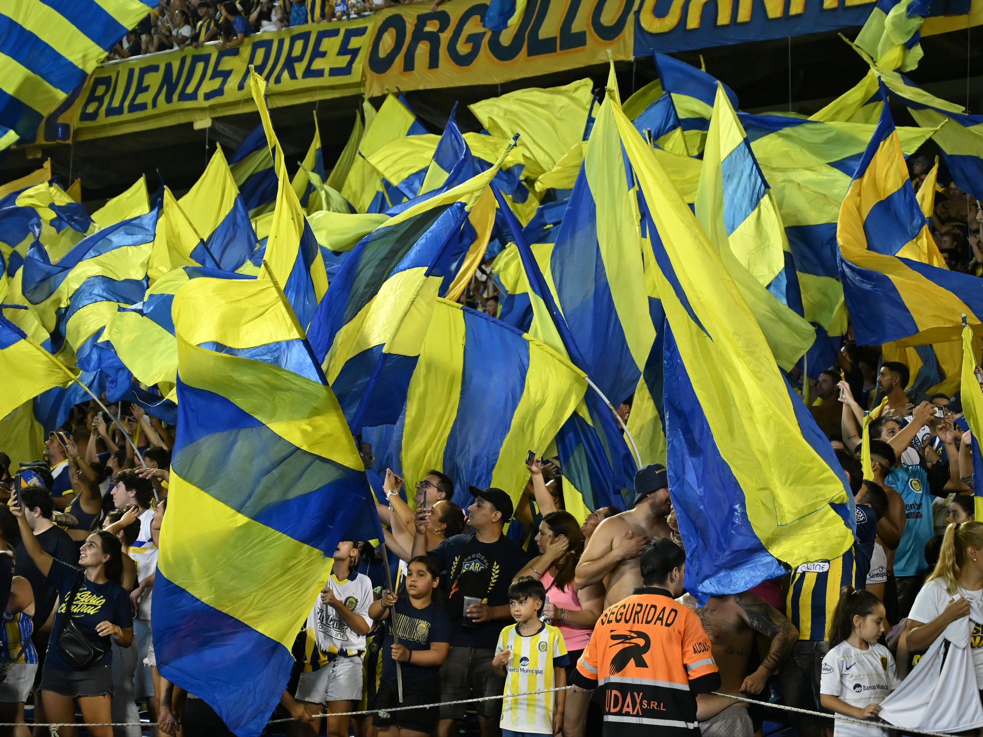 Rosario Central recibe a Huracán en el Gigante de Arroyito por el Torneo Clausura