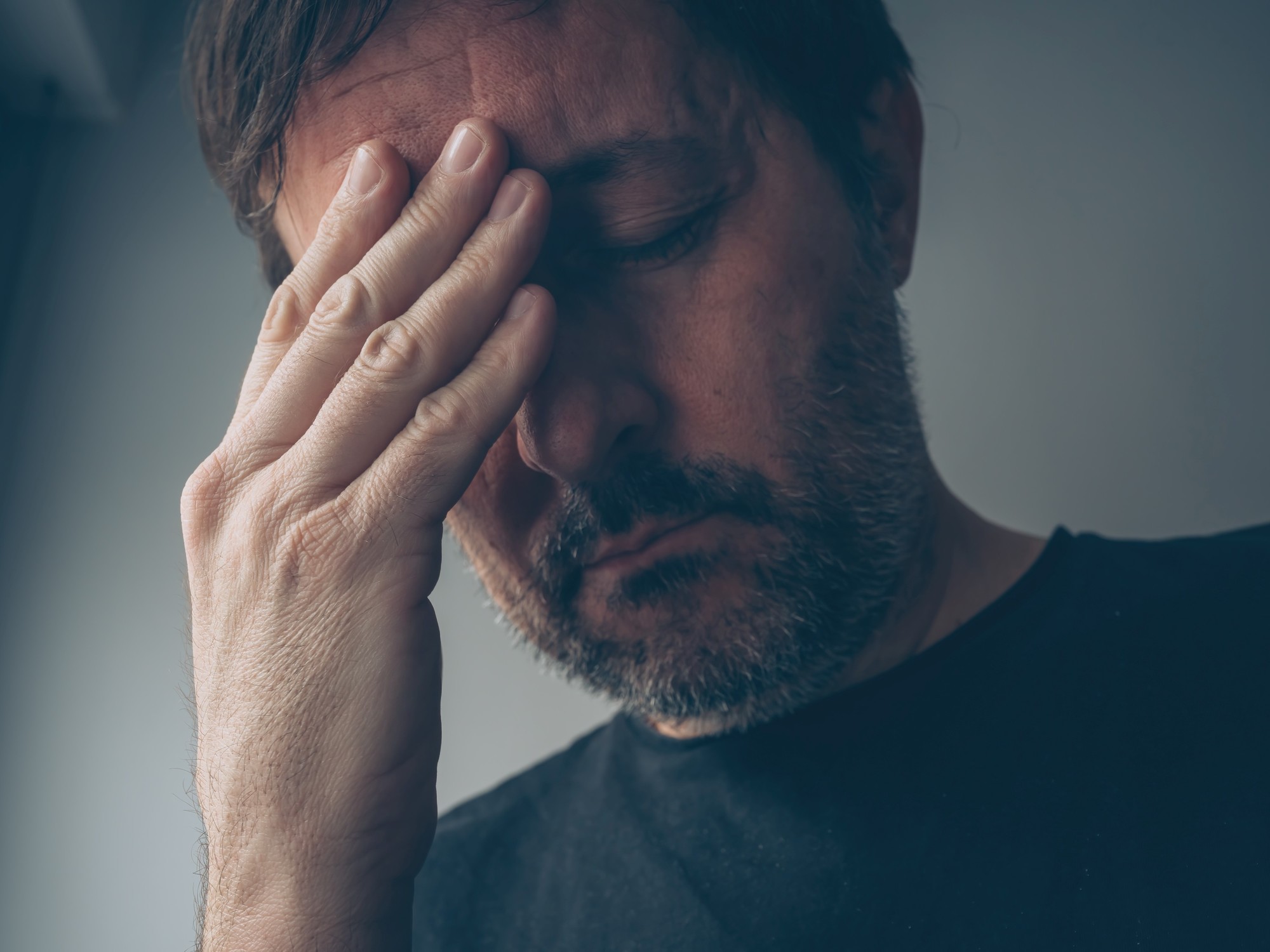 Salud mental: por qué el imperativo de estar siempre bien profundiza la ansiedad y la depresión