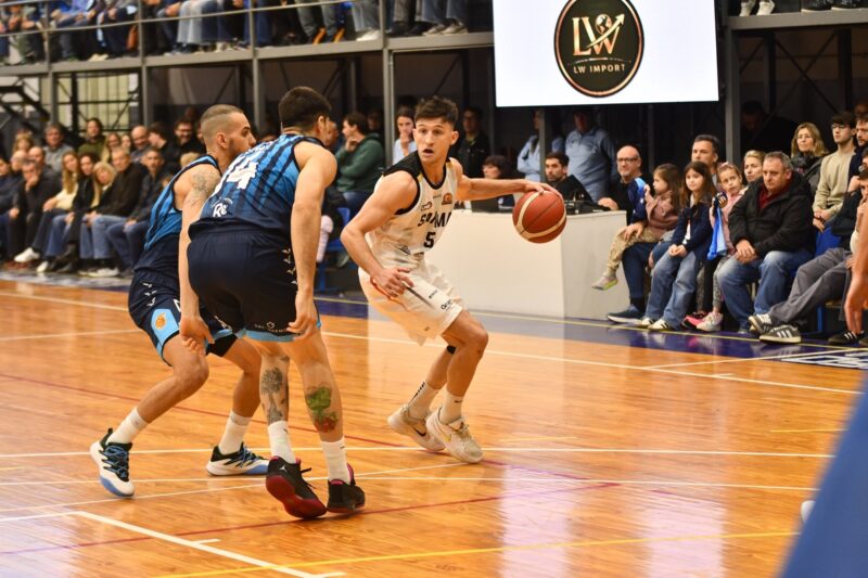 San Martín de Corrientes busca su primera victoria ante Peñarol