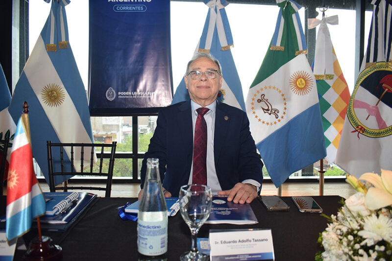 Tassano llamó a fortalecer el federalismo durante el Parlamento del Norte Grande en Corrientes