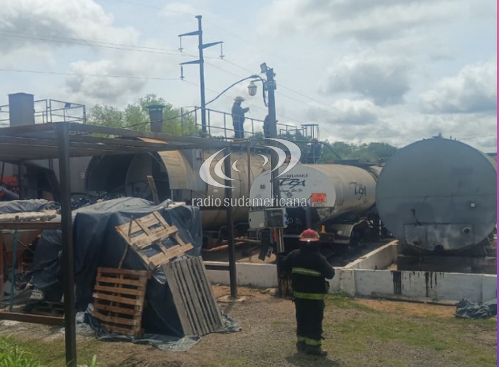 Un operario sufrió graves quemaduras tras la explosión de un tanque de asfalto en Chaco