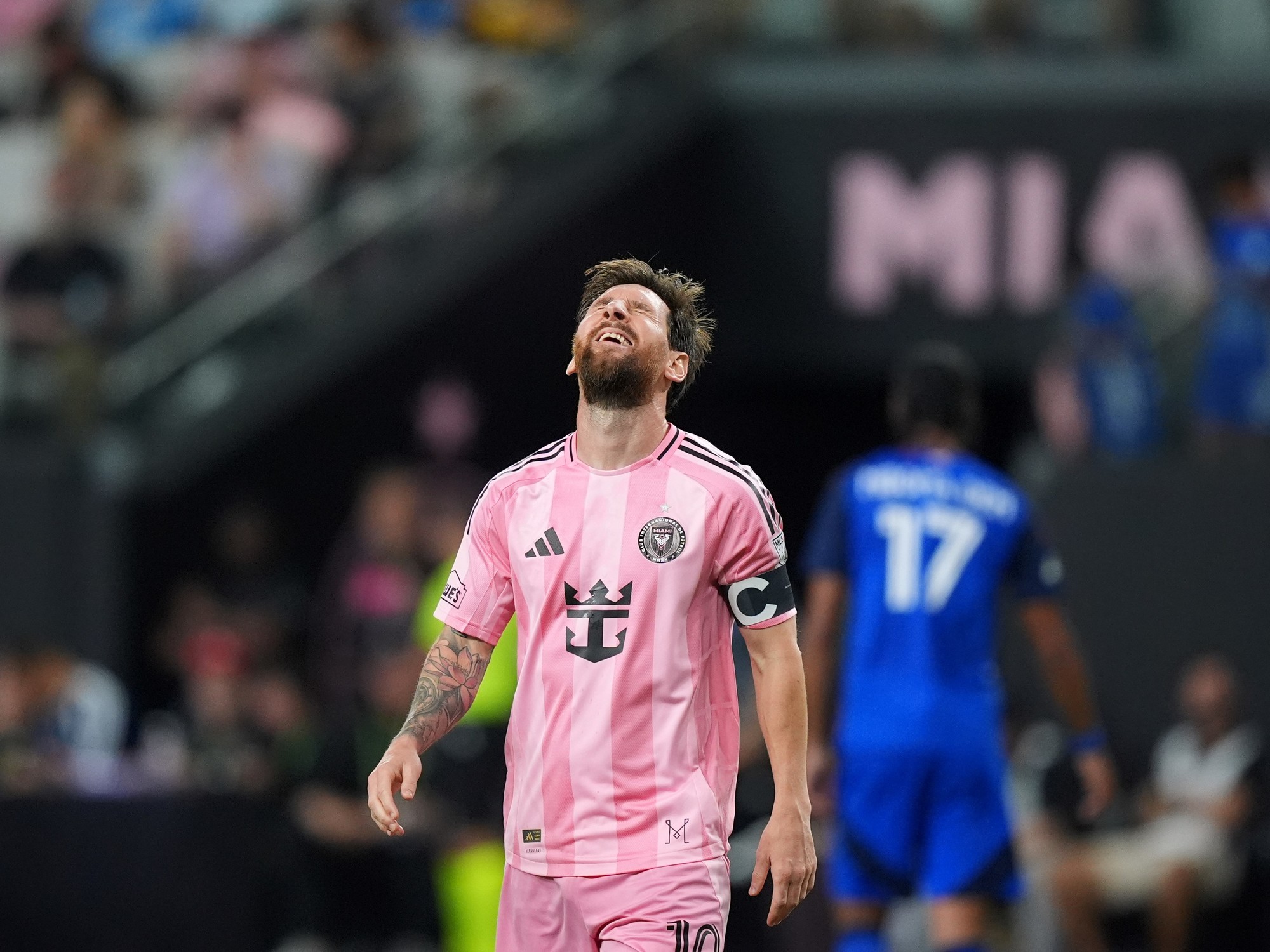 Una particular regla de la MLS le permite a Messi jugar pese a las amarillas